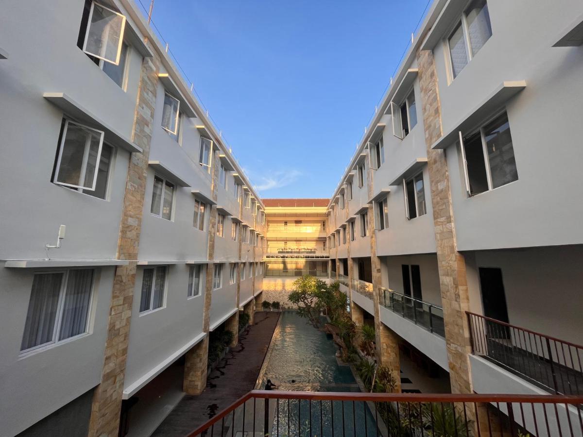 Hotel Crystalkuta - Bali Kuta Lombok